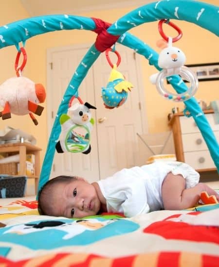 Activities for 1 month old tummy time