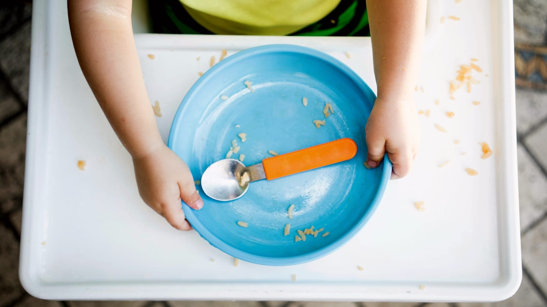 What Time Should A Toddler Eat Dinner? 4pm? 5pm? 6pm?