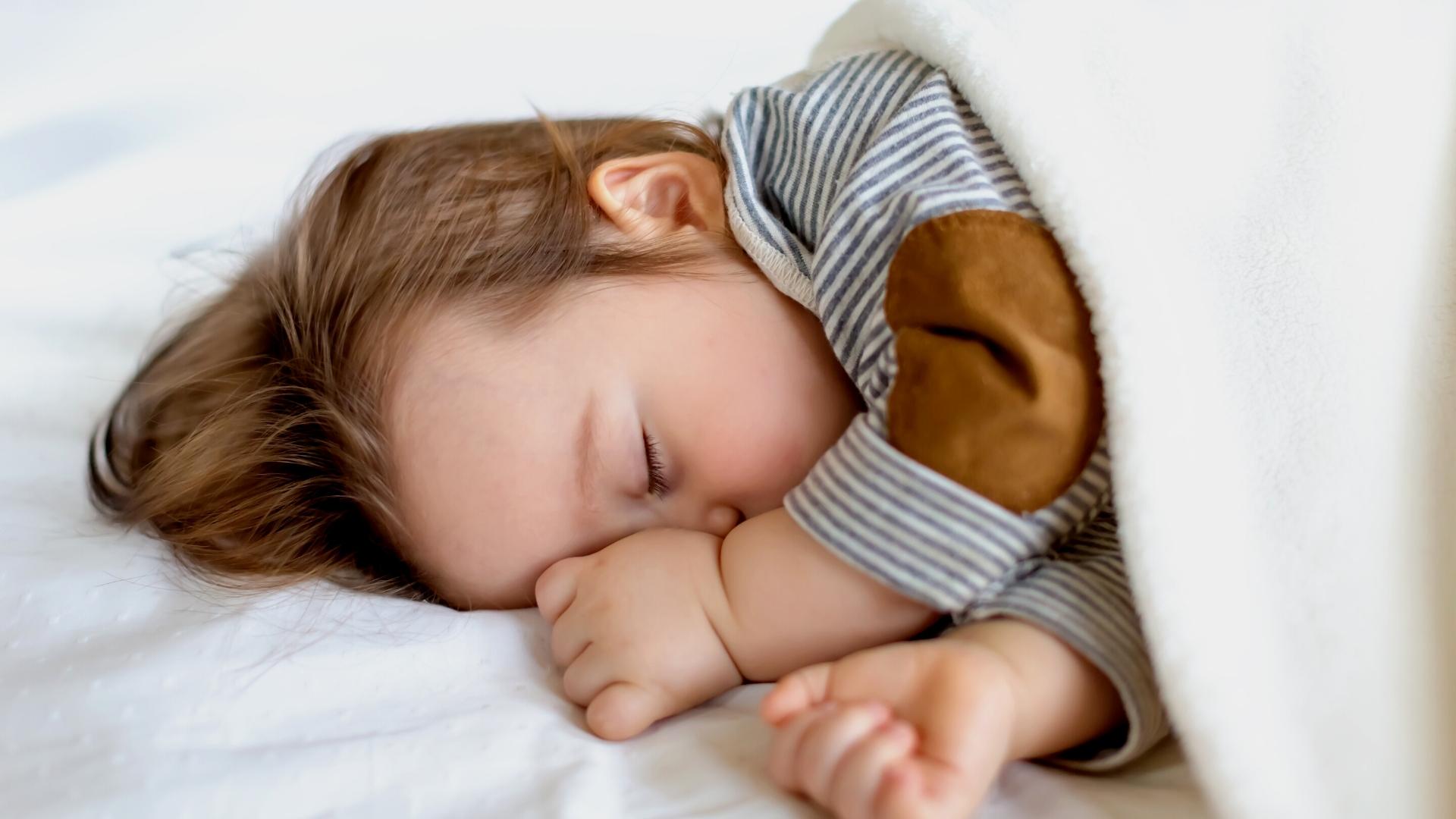 17 Month Old Sleep Schedule: The Complete Guide