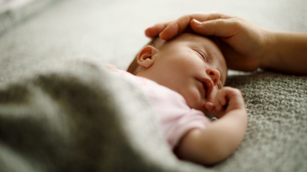 Newborn Sleep Schedule Featured