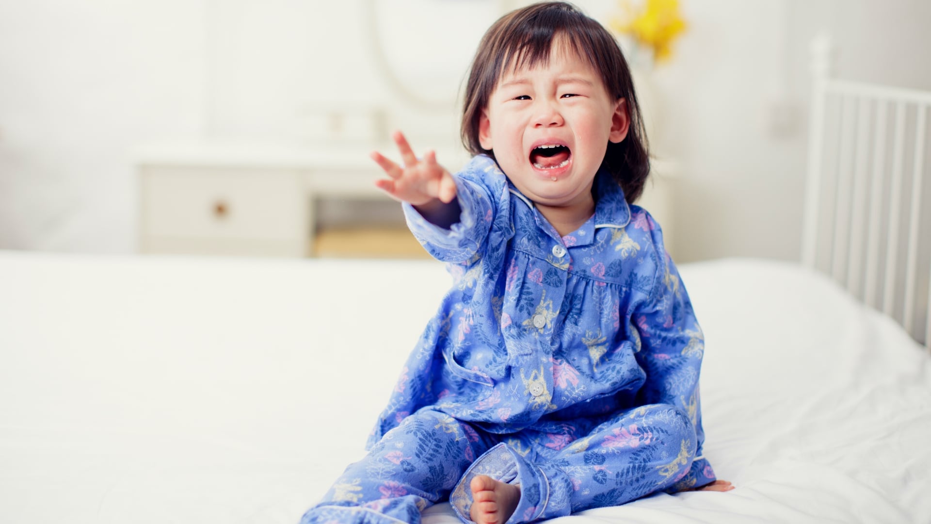 Sleep Training A Toddler: Instantly End Bedtime Battles!